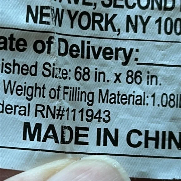 Papier & Chaud Pink & White Striped Reversible Twin Comforter. - Picture 8 of 10